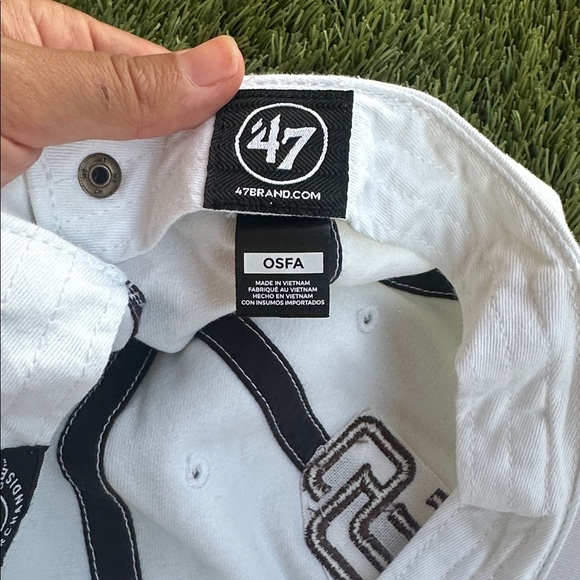 47 White San Diego Padres SD Padres Women’s adjustable hat MLB - Picture 5 of 6